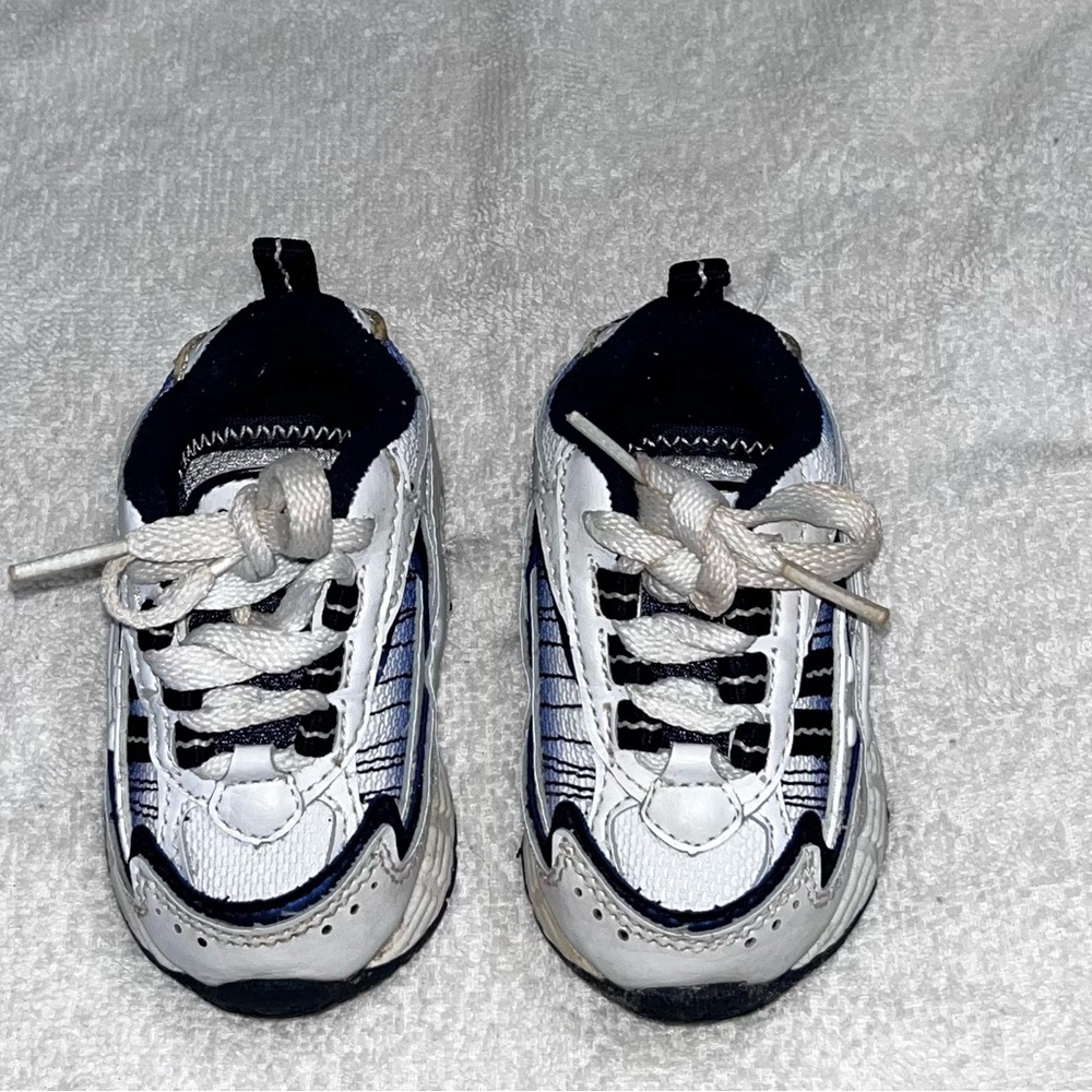 Toddler Sz 3 Smart Fit Cross Trekkers